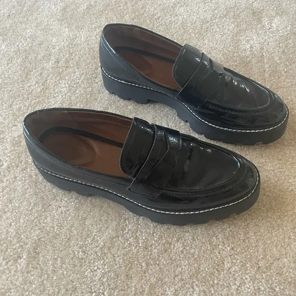 Franco Sarto Lug Sole Balin Penny Loafer. Women size 9. midnight blue/black‎