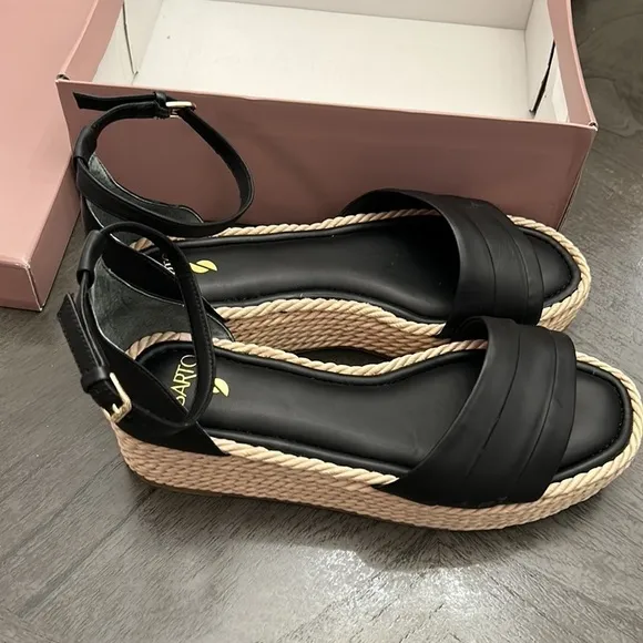 Franco Sarto Sandals Via Black Leather