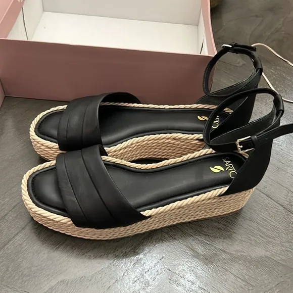 Franco Sarto Sandals Via Black Leather
