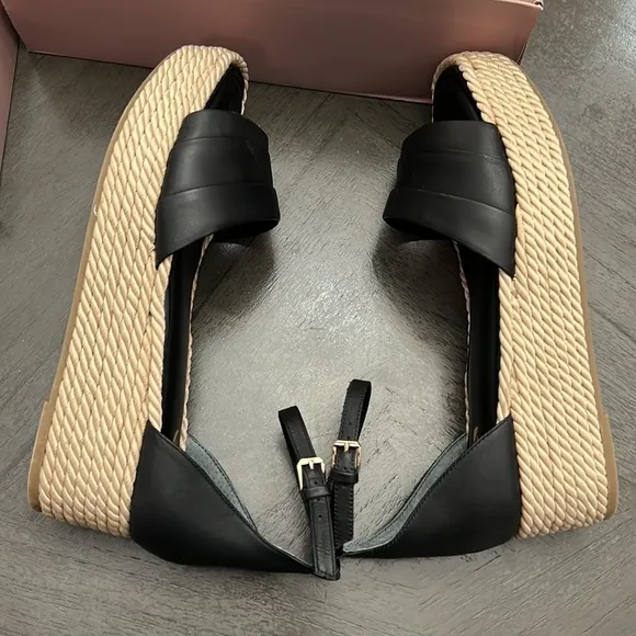 Franco Sarto Sandals Via Black Leather