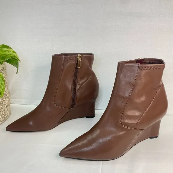 Franco Sarto‎ Women's Temira Side Zip Wedge Bootie Brown Ankle boots 8.5