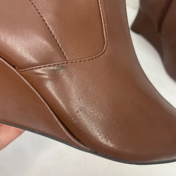 Franco Sarto‎ Women's Temira Side Zip Wedge Bootie Brown Ankle boots 8.5