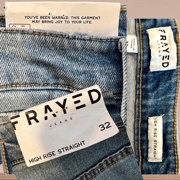 FRAYED High-Rise Straight Ankle-Length Raw Hem Jeans