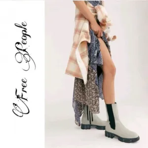 Free People Chelsea Boot, SZ 39, New With Box