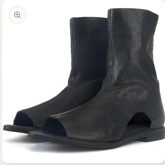 Free People for Women: Ridge Runner Black Bandals size 38 sandal/boot