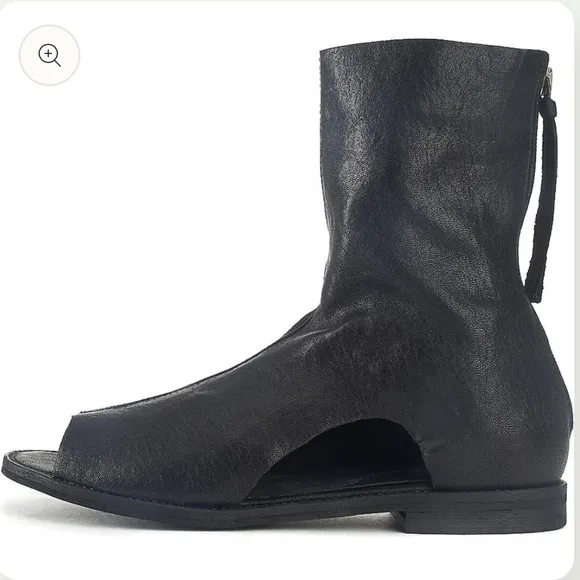 Free People for Women: Ridge Runner Black Bandals size 38 sandal/boot