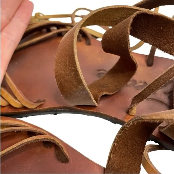 Free People Gladiator Sandals EU 38 (US 7.5) Brown Leather Lace-Up Tassel Flats