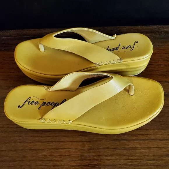 Free People HAVEN Flatform Sandals Thong Straps Size 9 US 39EU