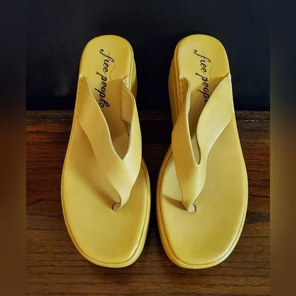 Free People HAVEN Flatform Sandals Thong Straps Size 9 US 39EU