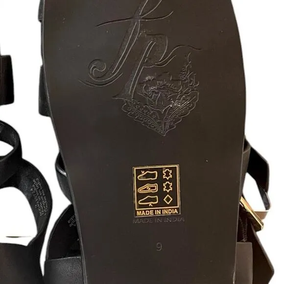 Free People Hooked Fisherman Sandals Size 9 Black with Gold Buckles NEW