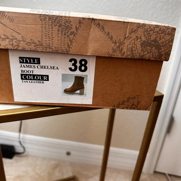 Free People NWB size 38 tan brown James‎ Chelsea boots