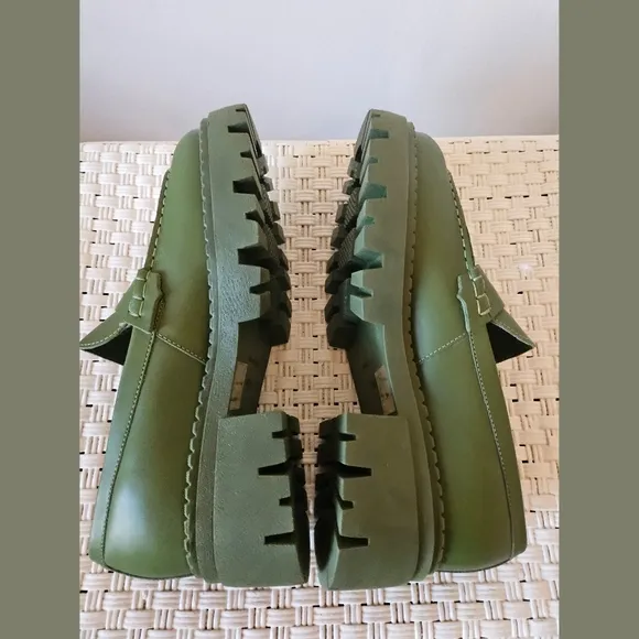 Free People NWOT Green Lyra Lug Sole Penny Loafers Sz 39.5 EU or 9 1/2 US
