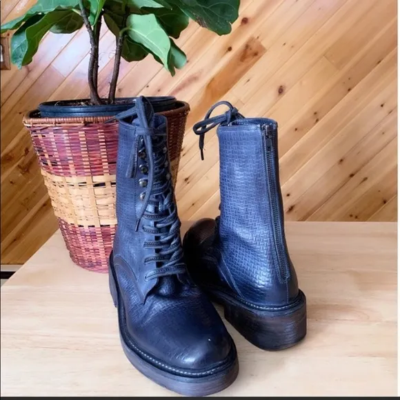 Free People Santa Fe Lace Up Boot/ Dark Blue/ 8