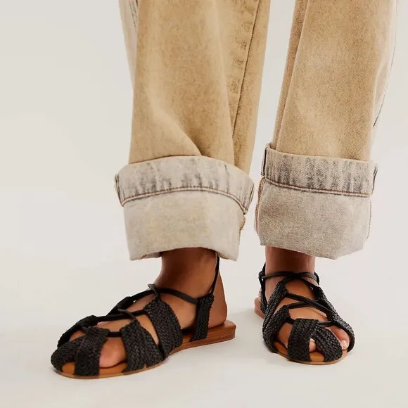 FREE PEOPLE Sunny Gilly Flats Wrap SANDALS Size 9 Black Woven Leather NEW $128