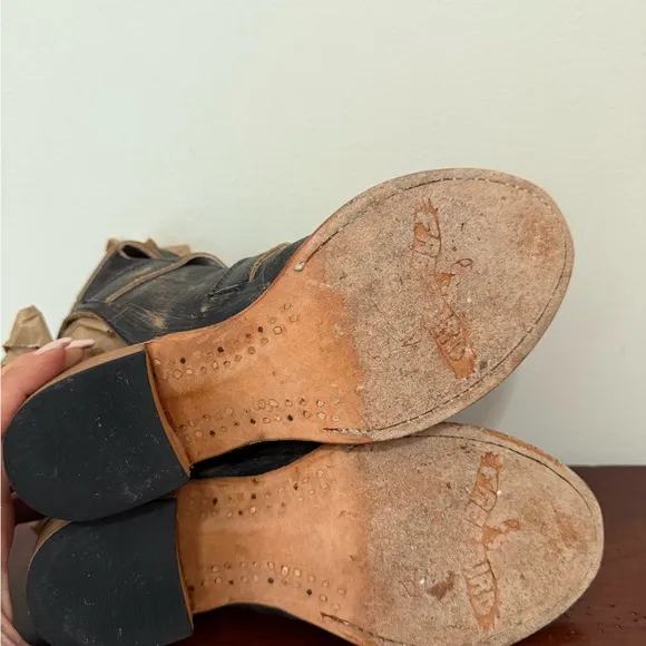 Freebird by Steven “Quail” black leather sandal in size 8