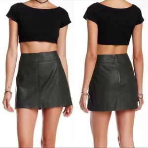 FREE PEOPLE | Vegan Leather Dark Green Modern Femme Mini Skirt Women’s Size 6