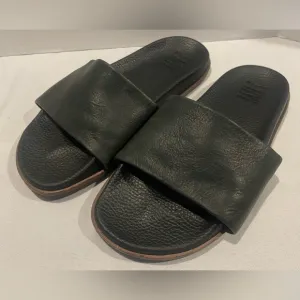 FRYE Black Leather Slip On Sandals Men’s Size 9.5