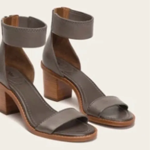 Frye Brielle Gray Back Zipper Leather Sandals~ Size 8.5~ Excellent Condition