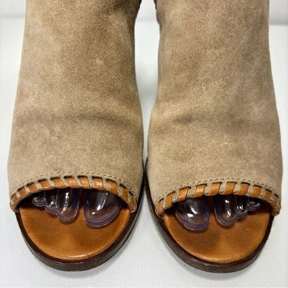 Frye Dani Shield Beige Whipstitch Peep Toe Sling Back Heeled Sandals Size 7.5