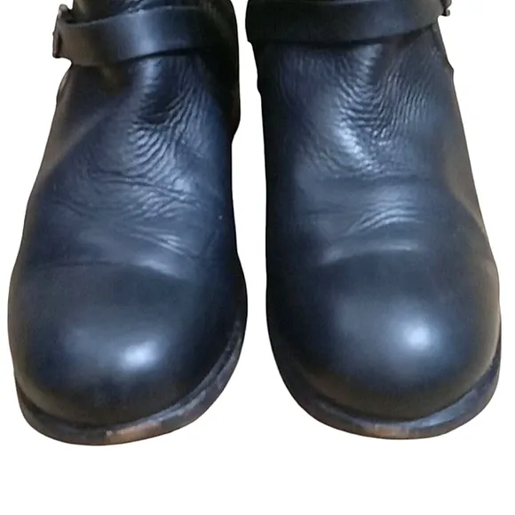 Frye Lynn Strap Short Boots Black Leather Moto Side Zipper Ankle Strap