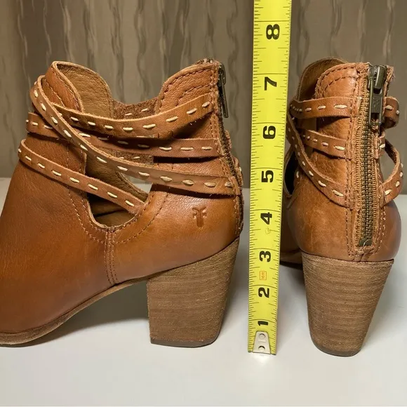 Frye Naomi Pickstitch Women's 9 Whiskey Brown Leather Boots Chunky Heel Straps