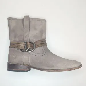 Frye tan gray suede leather ankle boots cord harness pull on western size 9.5