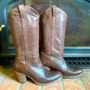 FRYE Taylor Brown Leather Tall Heeled Boots EUC! SZ 10 B