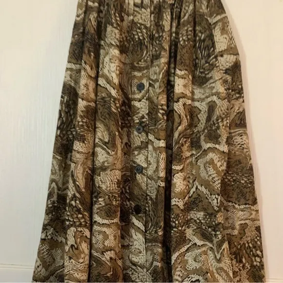Ganni Skirt Midi Printed Cotton Poplin Button in Tiger Eyes Print