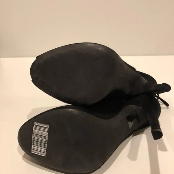 Giambattista Valli Real Mink Fur Trim Suede Sandal