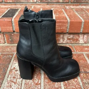 Gianni Bini Ah Mazed Black Leather Platform Block Heel Chelsea Boots Size 9.5
