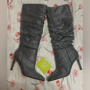 Gianni bini calf length rhinestones heeled boots
