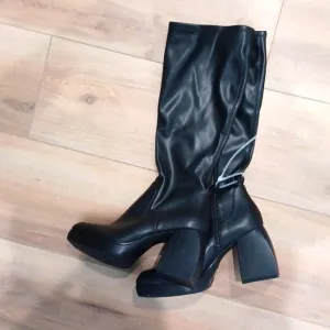 GIANNI BINI NEW CHUNKY BLACK STRETCH FABRIC PLATFORM BOOTS NEW 10