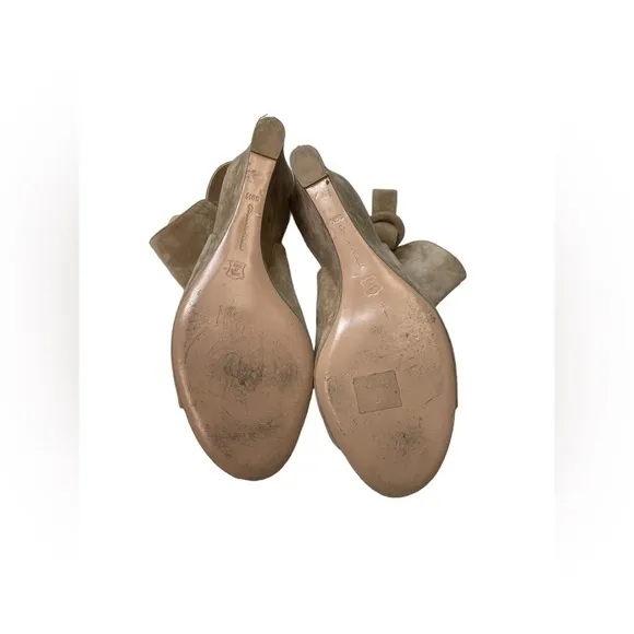 Gianvito Rossi Suede Peep-Toe Wedge Sandal 39.5