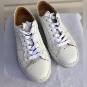 Greats white leather sneakers, lace closure, rubber outsole, low top, 7.5