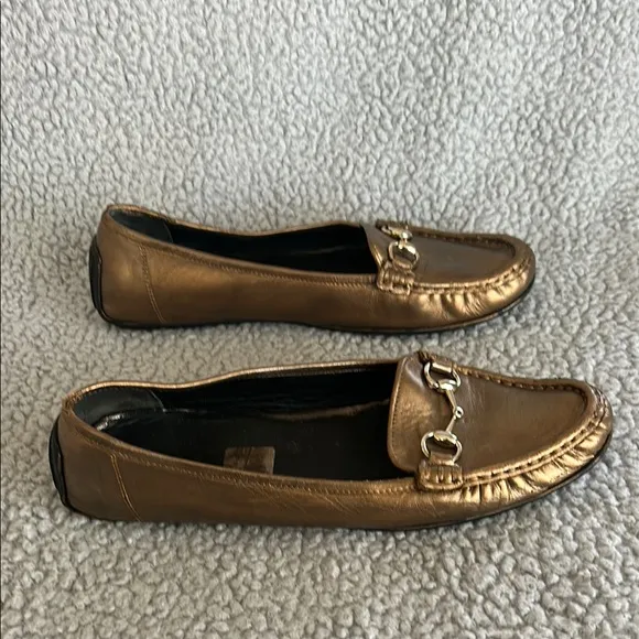 GUCCI metallic gold horsebit bamboo driving loafers moccasins