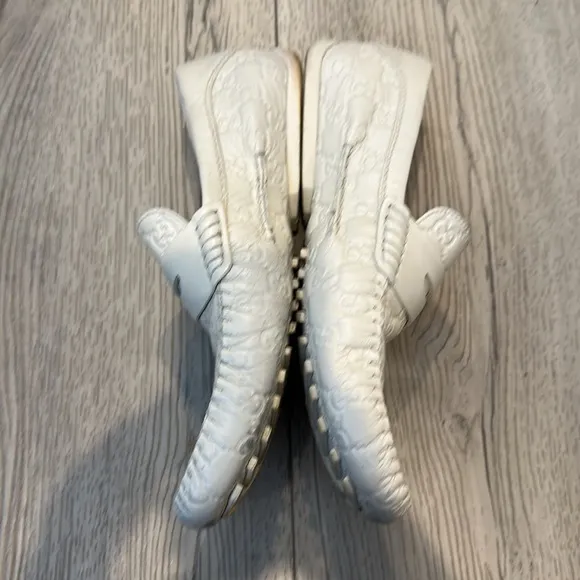Gucci White Guccissima Leather Penny Loafers