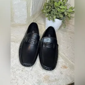 Guess black faux leather Alai Driving Loafers Sz 8