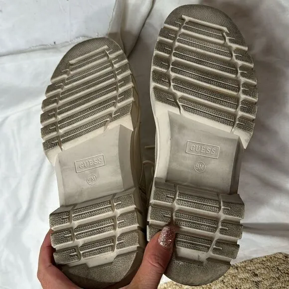 Guess Gwfornia Chunky Ivory Combat Boots. Size 9.