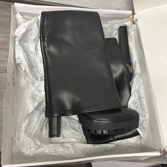 GUESS Women's Taylin Over The Knee Narrow Calf Boots