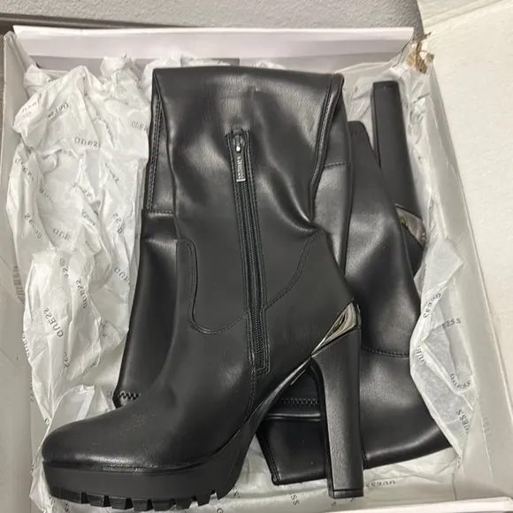 GUESS Women's Taylin Over The Knee Narrow Calf Boots