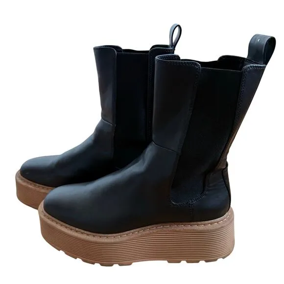 H&amp;M Black Platform Chelsea Boots Size 38 US 7 Bloggers Classic