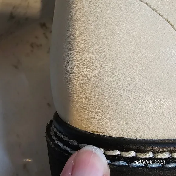 H&amp;M front zip chunky Cream boots