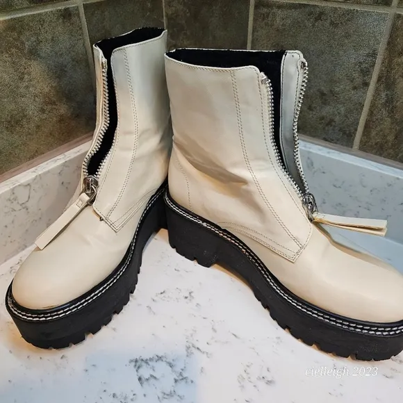 H&amp;M front zip chunky Cream boots