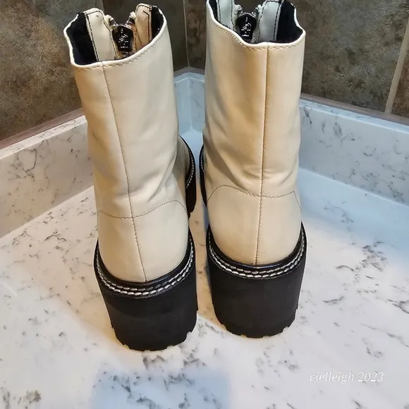 H&amp;M front zip chunky Cream boots