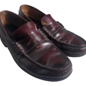Here we have a Dexter Men's Penny Loafers Burgundy Size 9.5 Vintage 90s Measure