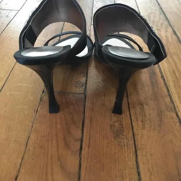 Host Pick Nine West Rhinestone Flower Heels