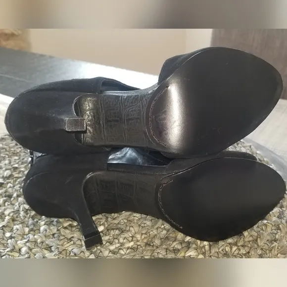 House Of Harlow 1960 Black Mikola Leather Sandals