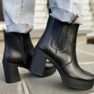 House of Harlow 1960 Hawthorne Chunky Black Leather Punk Boots Women's Size 9