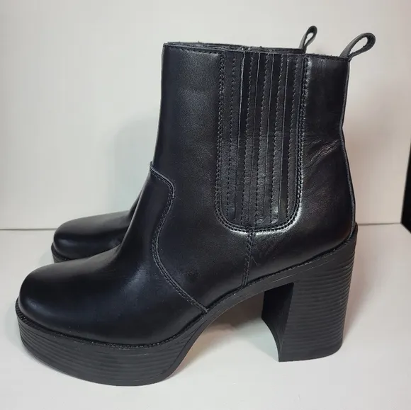 House of Harlow 1960 Hawthorne Chunky Black Leather Punk Boots Women's Size 9