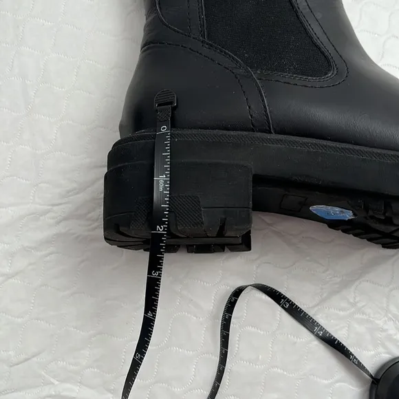 House of Harlow 1960 Righteous black chunky side zip boots